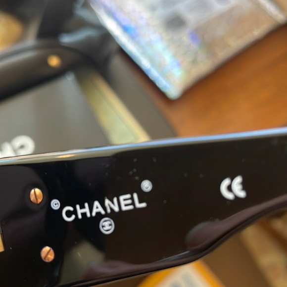 Stunning Chanel Sunglasses 🕶️ - Picture 5 of 9